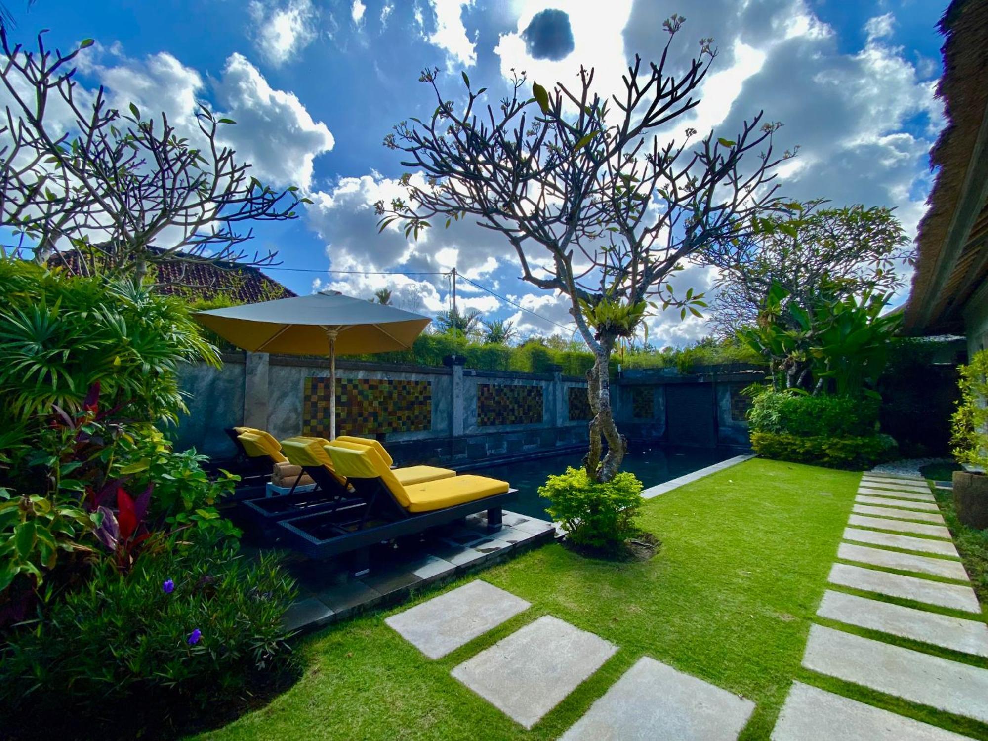 Serene Villas Seminyak Exterior foto