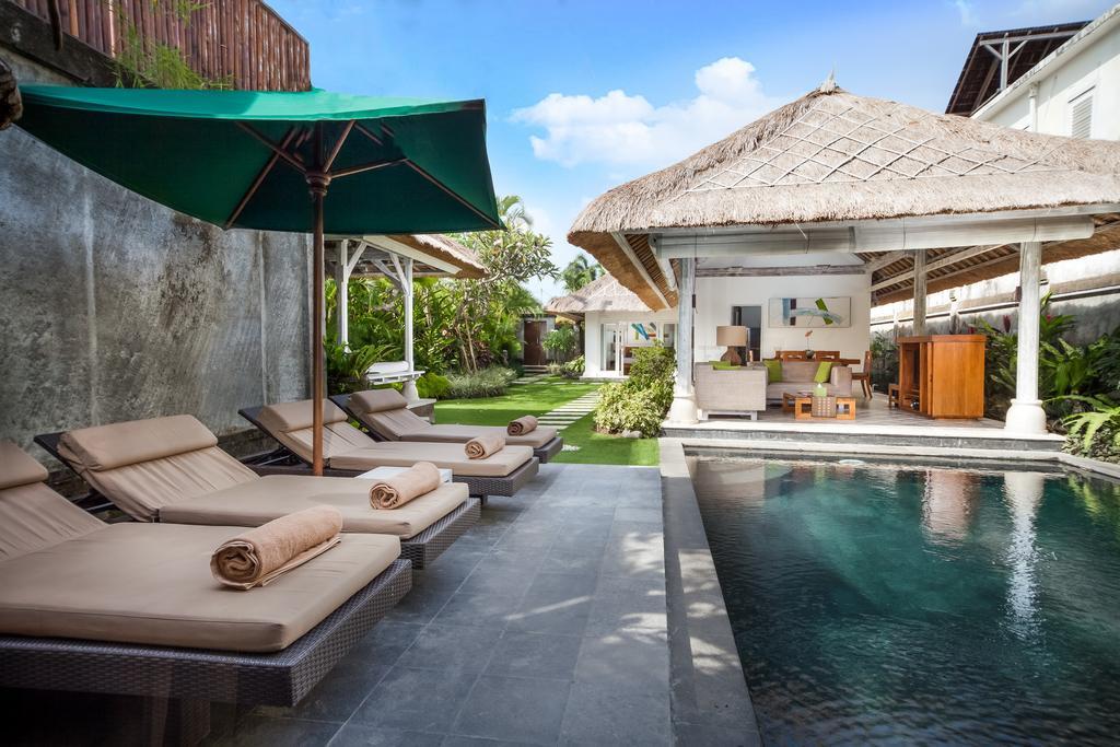 Serene Villas Seminyak Exterior foto