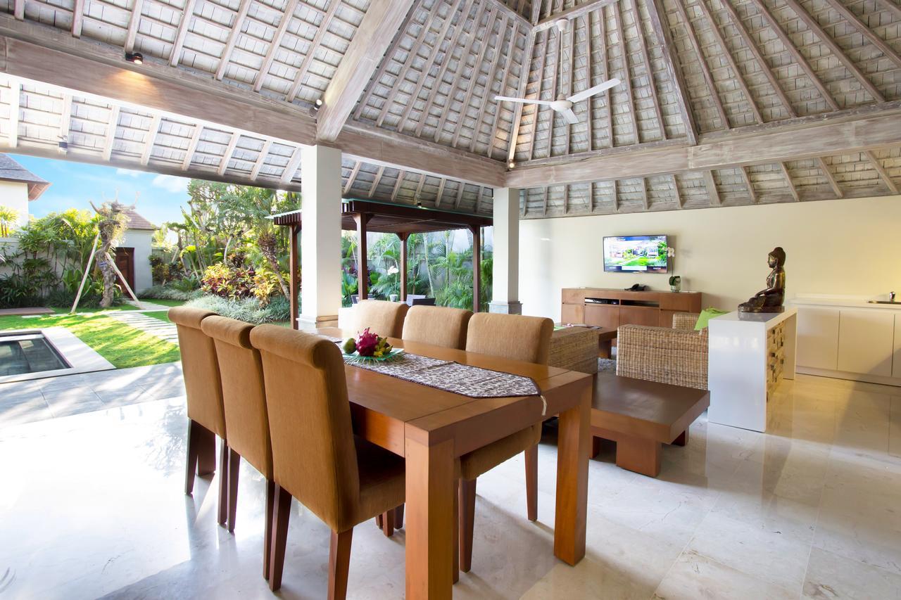 Serene Villas Seminyak Exterior foto